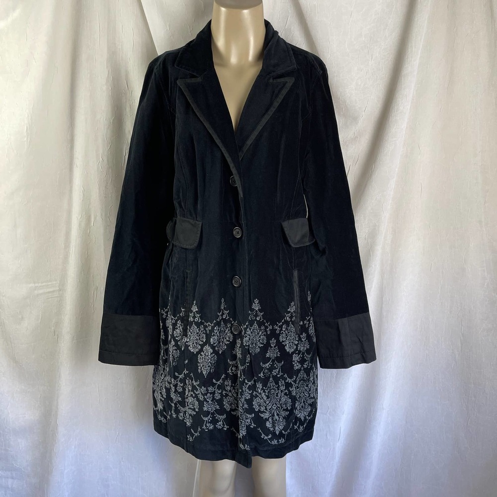 🚫SOLD🚫 VTG Y2K DKNY Jeans Black Velvet Long Coat w/ Pockets Grey Baroque - Picture 1 of 16